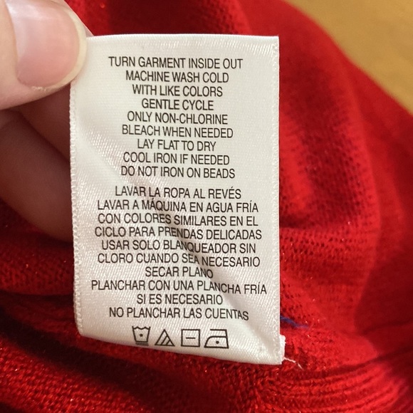 Laura Scott Medium Sparkly Red Top - Picture 10 of 10